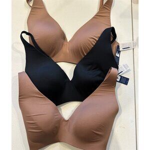NWT Bundle of 3 GAP Body Bras Size 34D